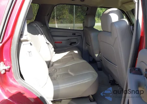 2005 Chevrolet Tahoe Z71 from USA, damaged, VIN 1GNEK13TX5R254093